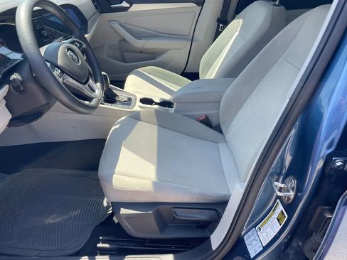 Used 2019 Volkswagen Jetta S FWD image 17