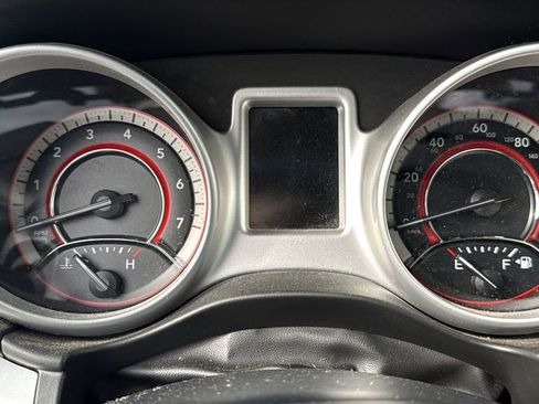Used 2018 Dodge Journey SE w/ Blacktop Package FWD image 6