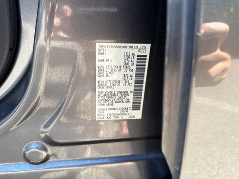 Used 2021 Nissan Titan PRO-4X w/ Pro-4x Convenience Package AWD/4WD image 17