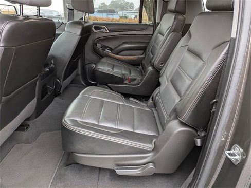 Used 2020 GMC Yukon XL Denali image 31
