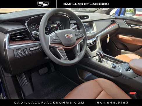 New 2026 Cadillac XT5 Premium Luxury w/ Driver Assist Package FWD image 12