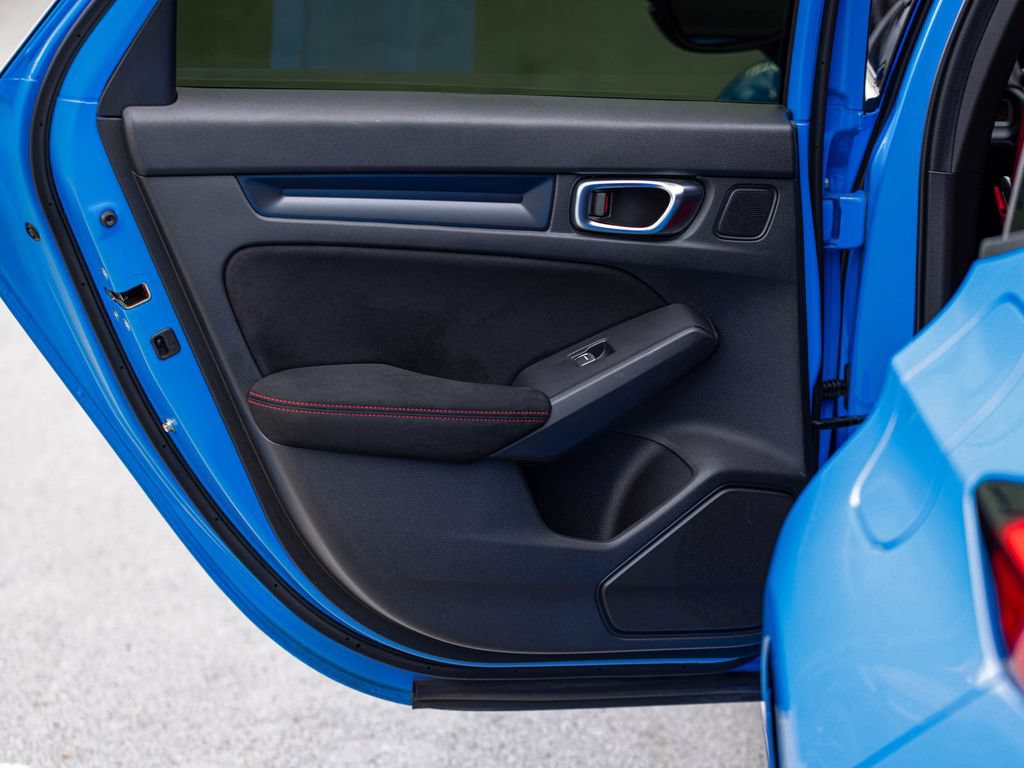 Used 2025 Honda Civic Type R image 13