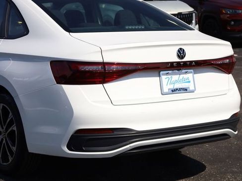 Used 2025 Volkswagen Jetta Sport FWD image 7