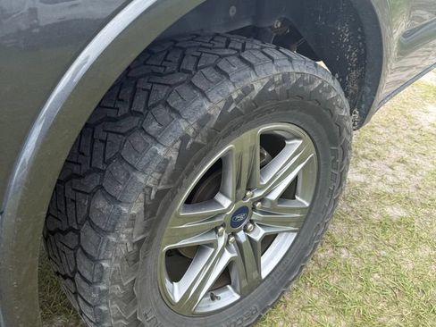 Used 2019 Ford F150 Lariat AWD/4WD image 5
