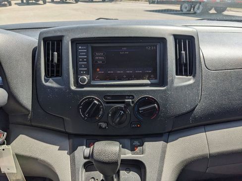 Used 2021 Nissan NV200 SV w/ Sliding Door Glass Package image 18