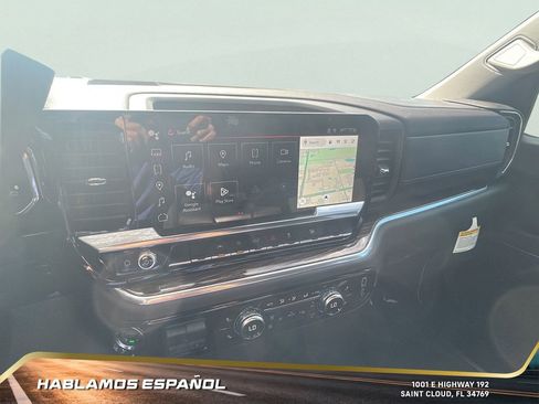 New 2026 GMC Sierra 1500 SLE image 19