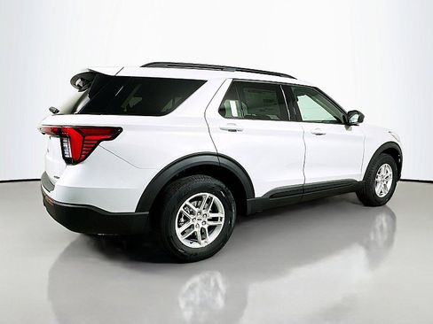 New 2026 Ford Explorer Active image 6