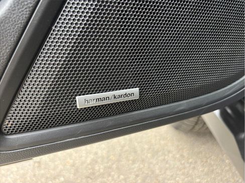 Used 2025 Subaru Outback Wilderness AWD/4WD image 23