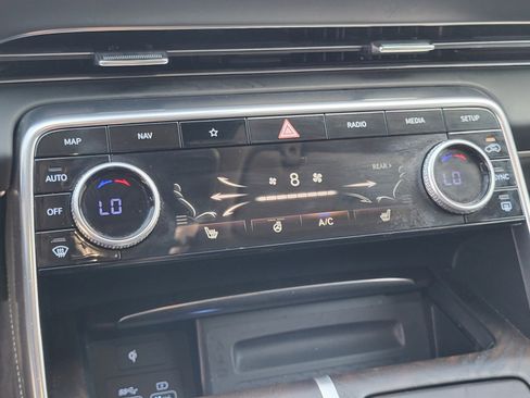 Used 2024 Genesis GV80 2.5T image 22