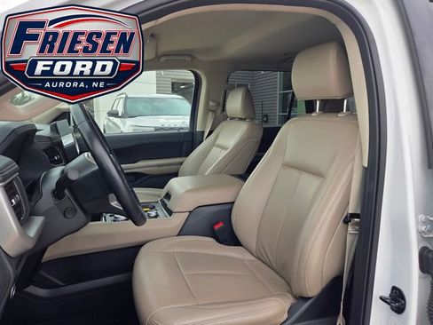 Used 2024 Ford Expedition Max XLT AWD/4WD image 13