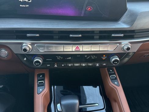 Used 2023 Kia Telluride EX X-Line image 11