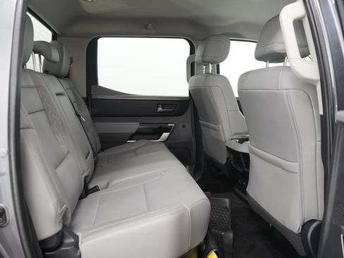 Used 2024 Toyota Tundra Limited AWD/4WD image 16