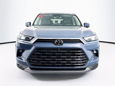 New 2026 Toyota Grand Highlander Limited image 2