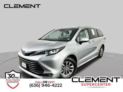 Used 2023 Toyota Sienna XLE