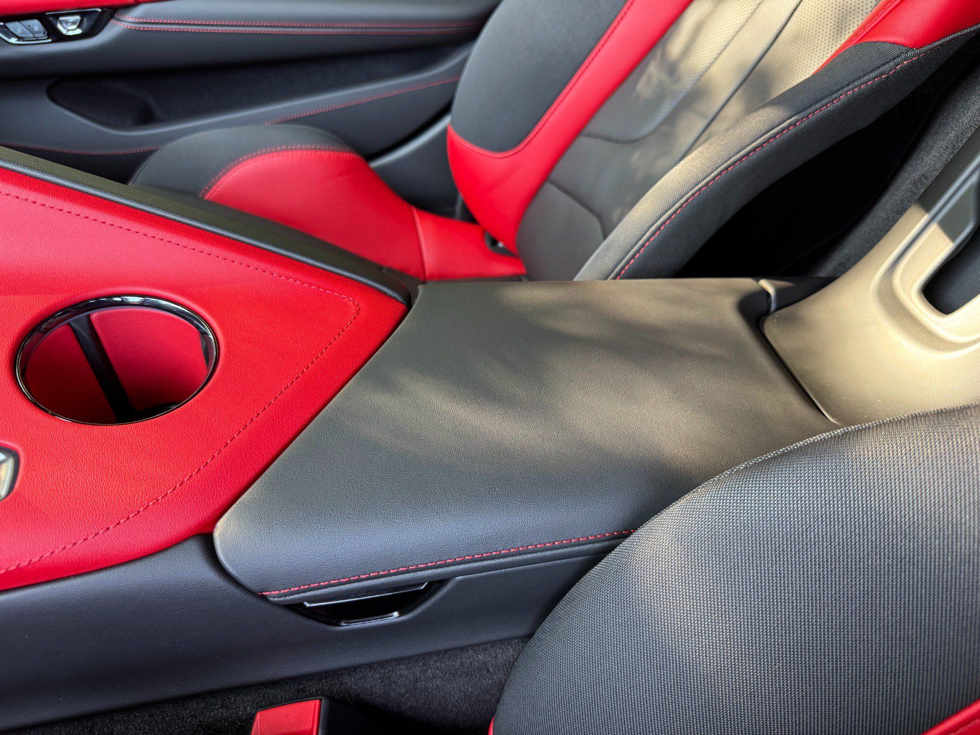 Used 2027 Chevrolet Corvette Grand Sport w/ Stealth Interior Trim Package RWD image 57