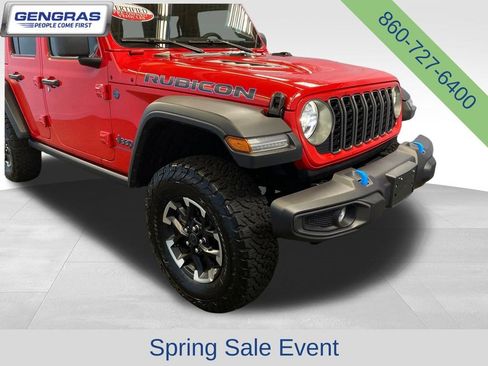 Used 2025 Jeep Wrangler Unlimited Rubicon 4xe w/ Convenience Group AWD/4WD image 46