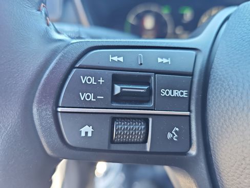 Used 2024 Honda CR-V Sport image 17