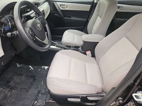 Used 2015 Toyota Corolla LE FWD image 24