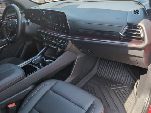 Certified 2025 Chevrolet Traverse Z71 AWD/4WD image 28