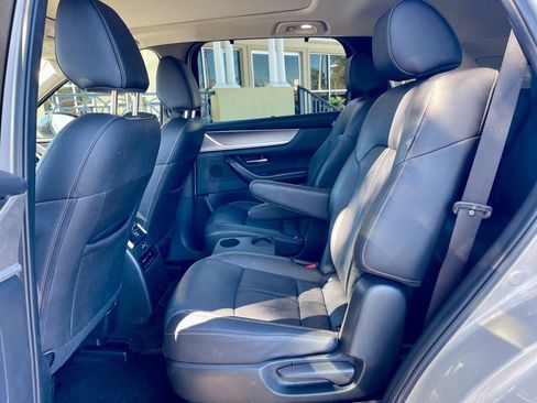 Used 2025 MAZDA CX-90 3.3 Turbo w/ Premium Sport Pkg image 11