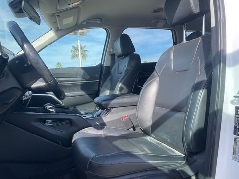 Used 2021 Kia Telluride LX image 7