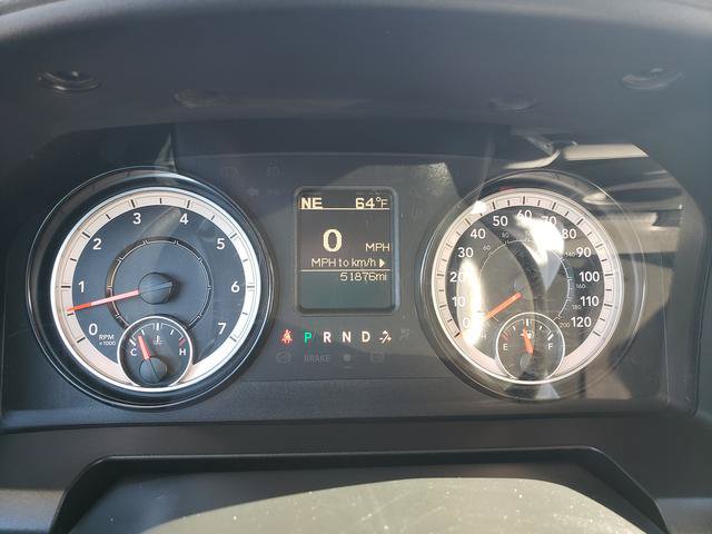 Used 2018 RAM 1500 Express w/ Express Value Package AWD/4WD image 32