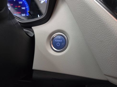 Used 2022 Toyota Corolla LE FWD image 16