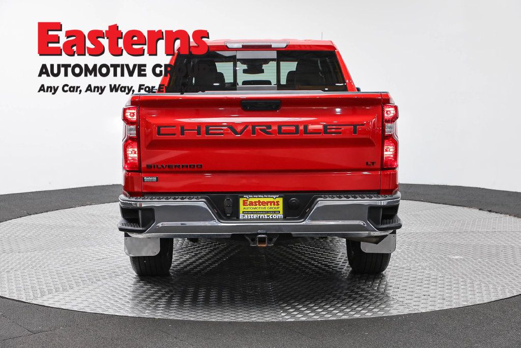 Used 2022 Chevrolet Silverado 1500 LT w/ Convenience Package II AWD/4WD image 6