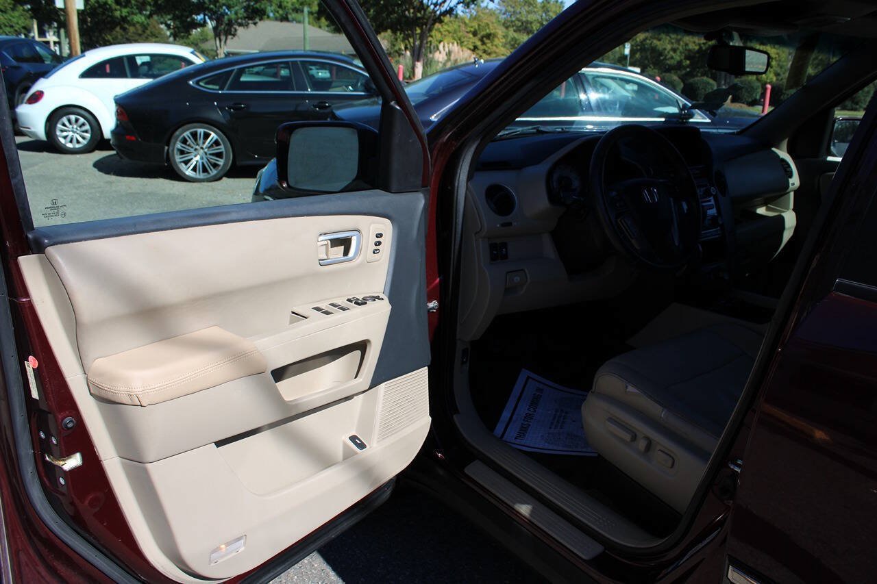 Used 2014 Honda Pilot Touring image 13