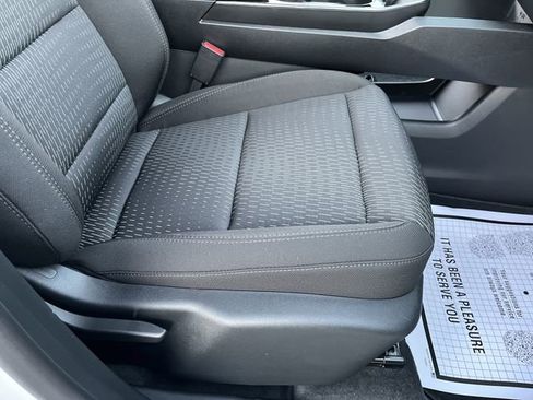 New 2026 Chevrolet Equinox LT w/ Safety and Technology Package image 31