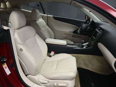 Used 2010 Lexus IS 250C image 26