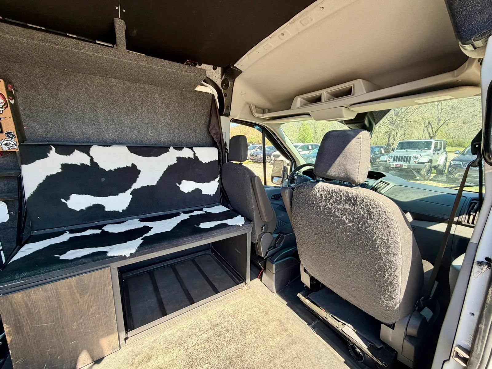 Used 2019 Ford Transit 250 148 Medium Roof w/ Interior Upgrade Package RWD image 13