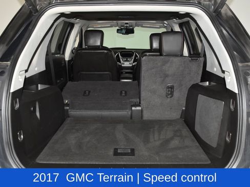 Used 2017 GMC Terrain SLT w/ Open Road Package FWD image 28