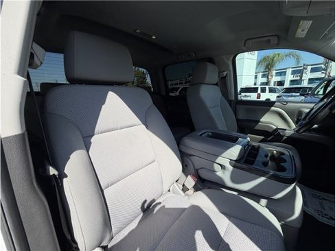Used 2018 Chevrolet Silverado 1500 LT w/ Texas Edition RWD image 31