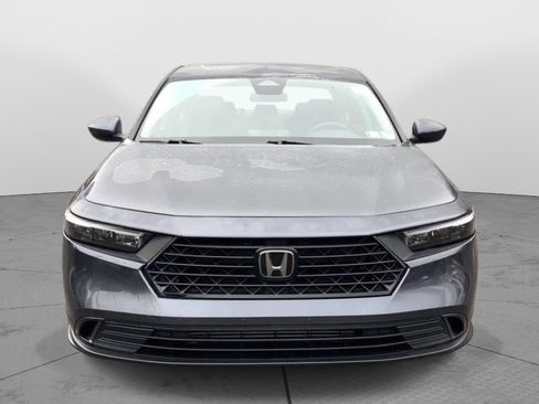 Used 2023 Honda Accord EX image 8
