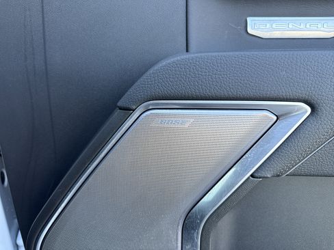 Used 2025 GMC Sierra 1500 Denali w/ Denali Reserve Package image 42