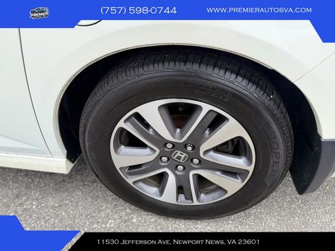 Used 2014 Honda Odyssey Touring image 5