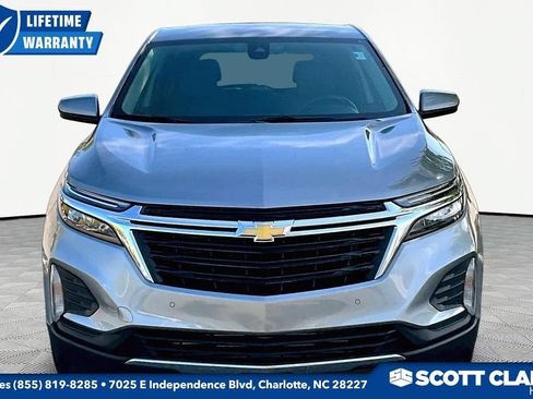 Used 2024 Chevrolet Equinox LT AWD/4WD image 2