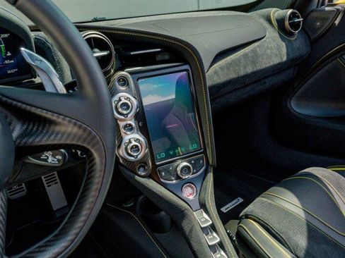 Used 2023 McLaren 720S image 69