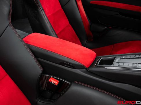 Used 2018 Porsche 911 GT2 RS image 43