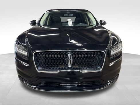 Used 2022 Lincoln Nautilus Reserve w/ Monochromatic Package image 17