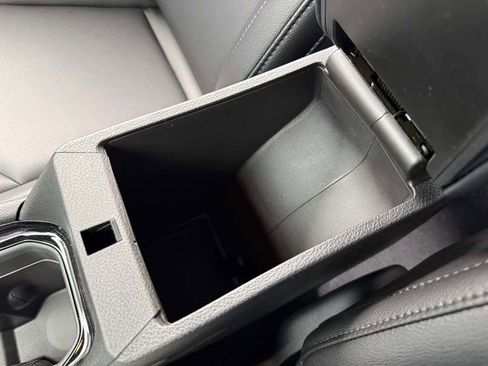 New 2026 Jeep Compass Limited image 33