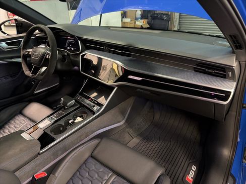 Used 2025 Audi RS 6 performance image 19