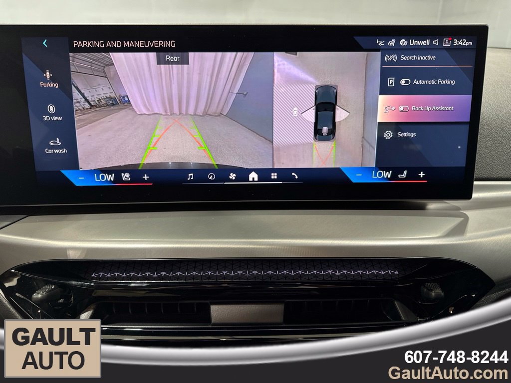 New 2026 BMW 230i xDrive Coupe w/ Premium Package AWD/4WD image 9