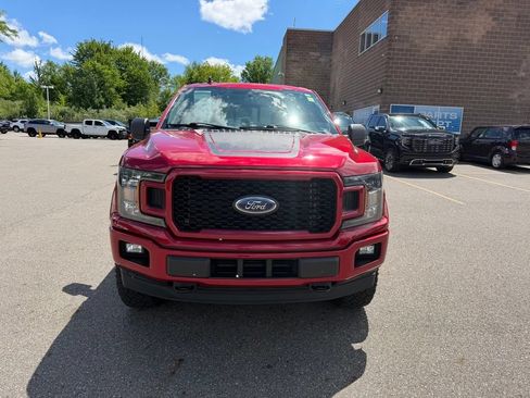 Used 2020 Ford F150 XLT w/ Equipment Group 302A Luxury AWD/4WD image 4