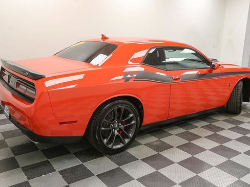 Used 2021 Dodge Challenger R/T Scat Pack w/ Shaker Package image 12