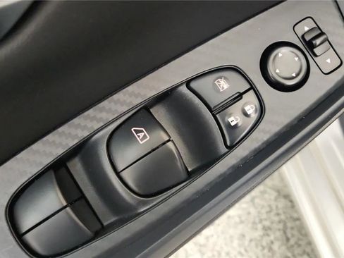 Used 2022 Nissan Sentra S image 31