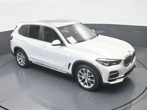 Used 2023 BMW X5 xDrive40i w/ Premium Package AWD/4WD image 61