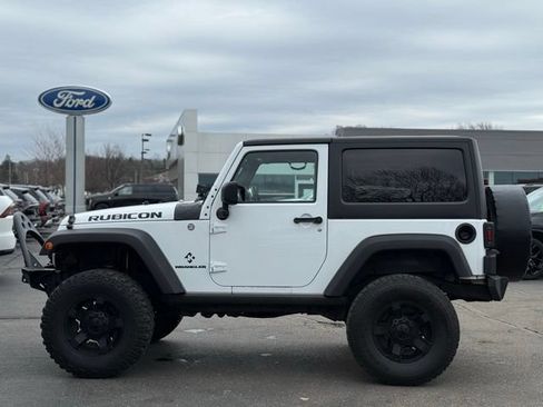 Used 2011 Jeep Wrangler Rubicon w/ PWR Convenience Group AWD/4WD image 38
