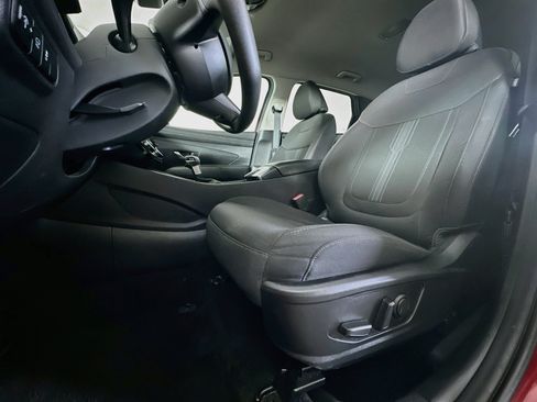 Used 2025 Hyundai Tucson SEL AWD/4WD image 13